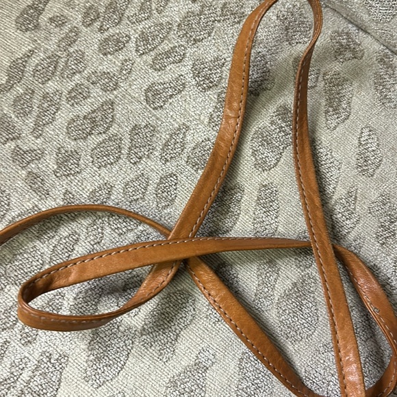 Christian Dior Vintage black shiny canvas and tan leather shoulder bag - Picture 11 of 17